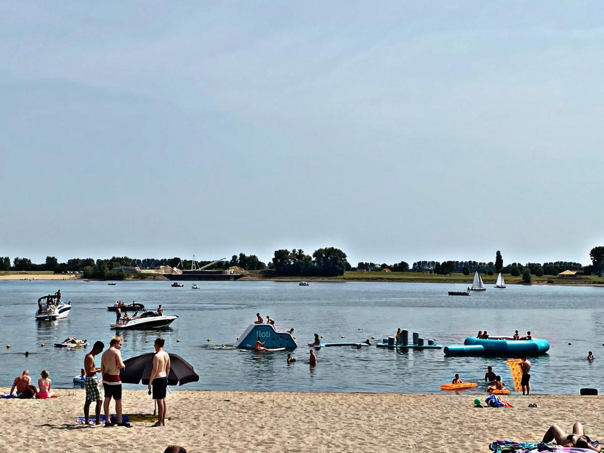 Ferienhaus Luxchalet #Vaju Lathum# Am See, Strand, Pool, Nationalpark Exteriér fotografie